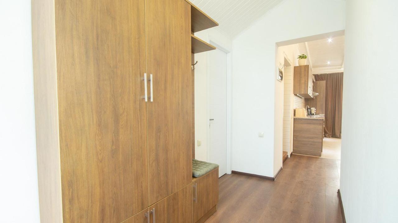 Big Terrace Apartment On Liberty Square Tbilisi Eksteriør bilde